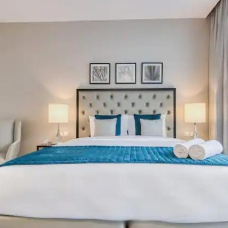 Luxurious Studio Fully Furnished 5 Stars Hotel Facilities In Dubai South ภายนอก รูปภาพ